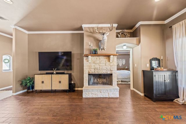 10 Long Bow Lane, Wimberley, TX 78676