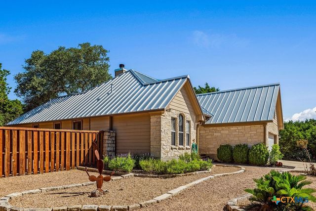 10 Long Bow Lane, Wimberley, TX 78676