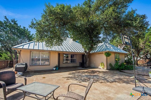 10 Long Bow Lane, Wimberley, TX 78676