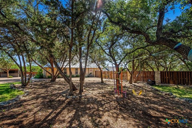 10 Long Bow Lane, Wimberley, TX 78676