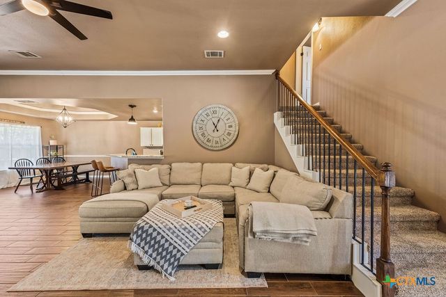 10 Long Bow Lane, Wimberley, TX 78676