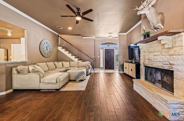 10 Long Bow Lane, Wimberley, TX 78676