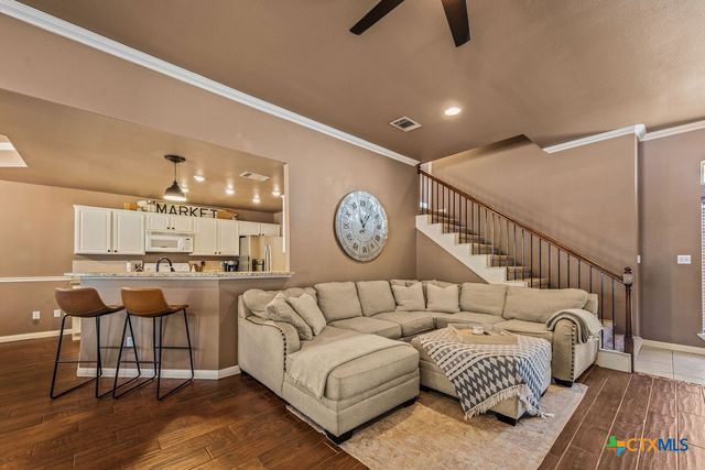 10 Long Bow Lane, Wimberley, TX 78676