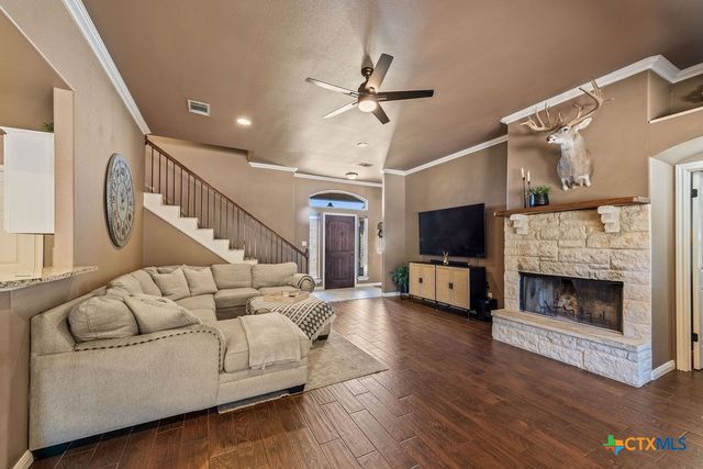 10 Long Bow Lane, Wimberley, TX 78676