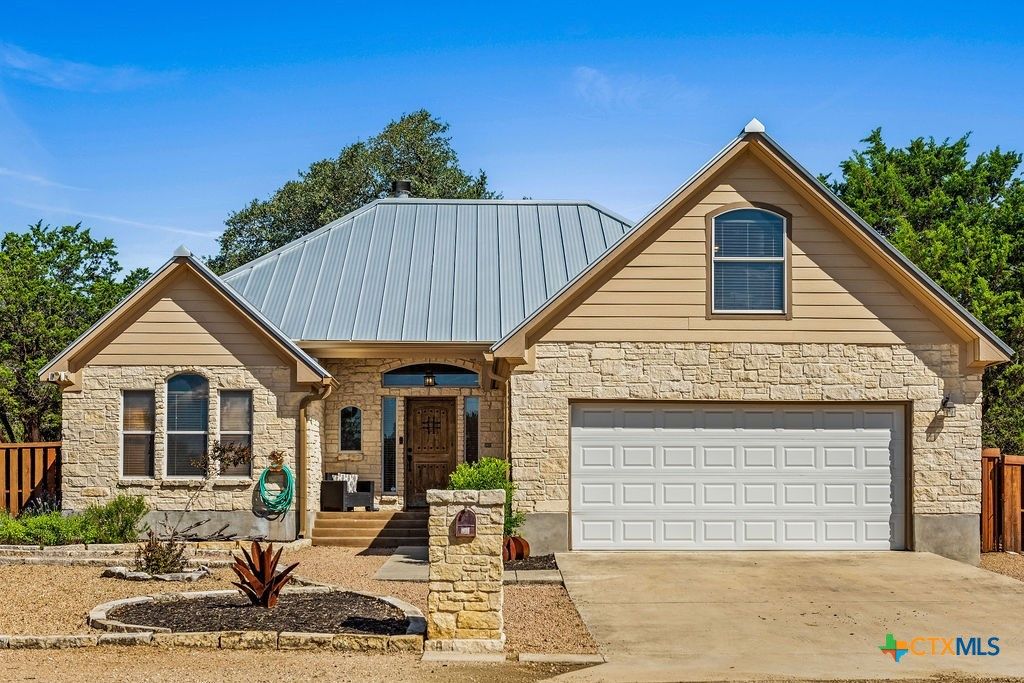 10 Long Bow Lane, Wimberley, TX 78676