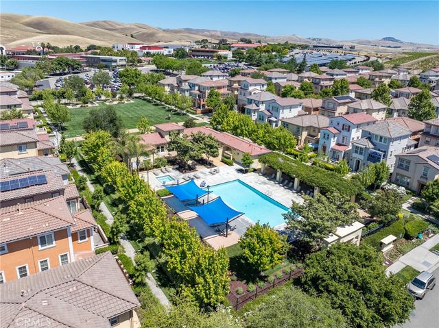 564 Heligan Lane 3, Livermore, CA 94551
