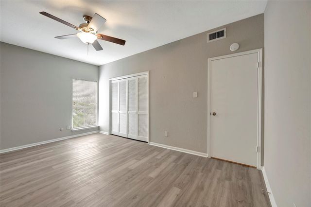 2100 Tanglewilde Street 380, Houston, TX 77063