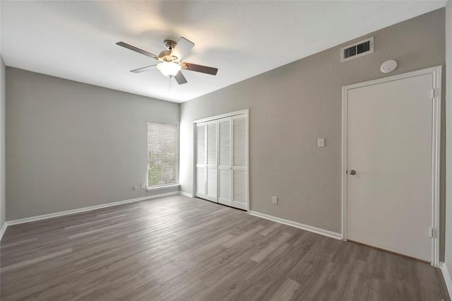 2100 Tanglewilde Street 380, Houston, TX 77063