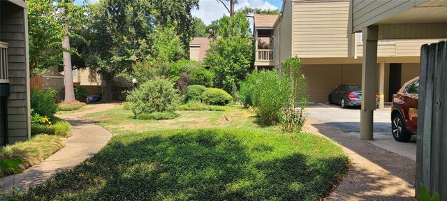 2100 Tanglewilde Street 380, Houston, TX 77063