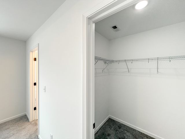 94 W Crabapple Avenue, Cortland, IL 60112