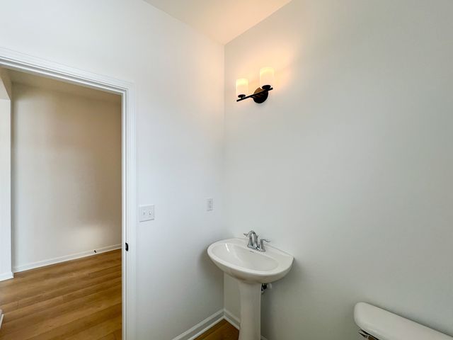 94 W Crabapple Avenue, Cortland, IL 60112