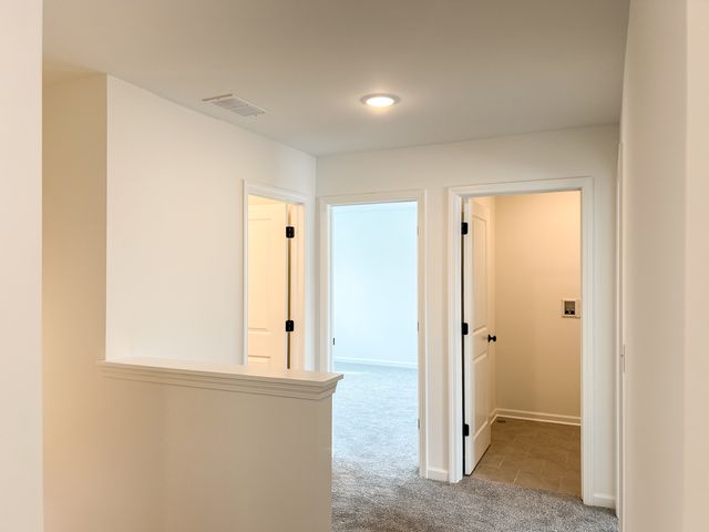 94 W Crabapple Avenue, Cortland, IL 60112