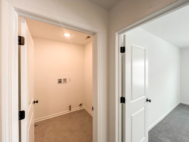 94 W Crabapple Avenue, Cortland, IL 60112