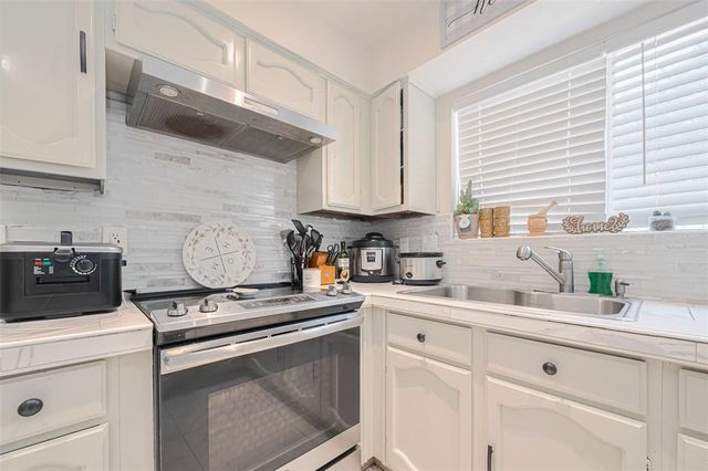 25514 Wingfield Lane, Spring, TX 77373
