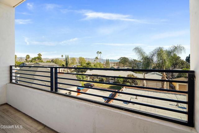 10908 Hesby Street, North Hollywood, CA 91601