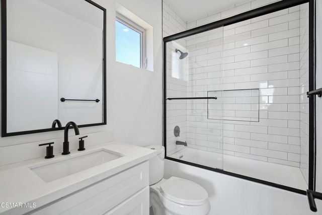 10908 Hesby Street, North Hollywood, CA 91601