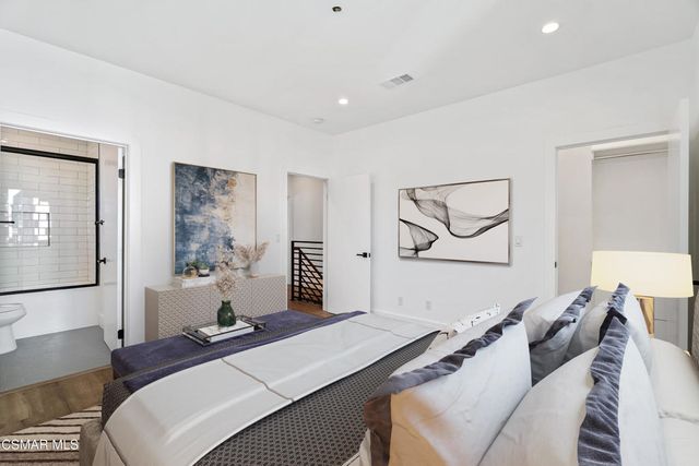 10908 Hesby Street, North Hollywood, CA 91601