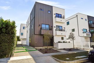 10908 Hesby Street, North Hollywood, CA 91601