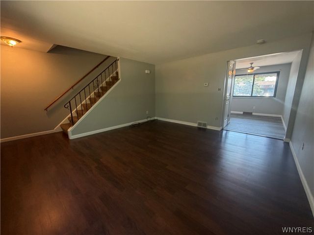 1699 Orchard Park Road, West Seneca, NY 14224