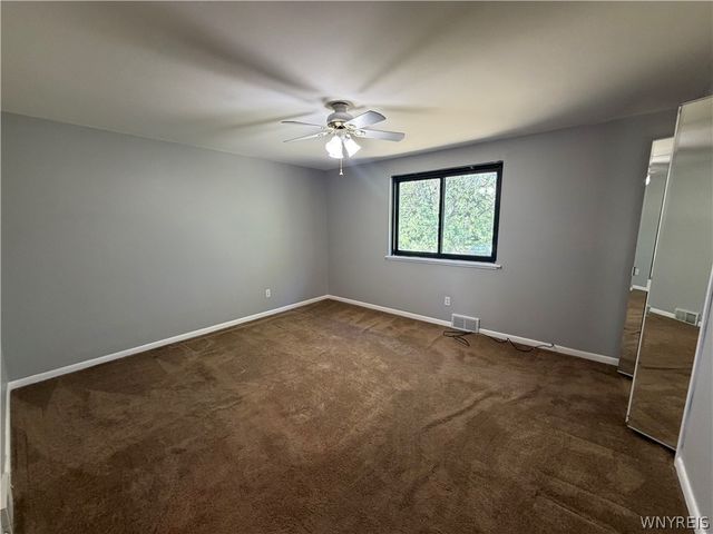 1699 Orchard Park Road, West Seneca, NY 14224