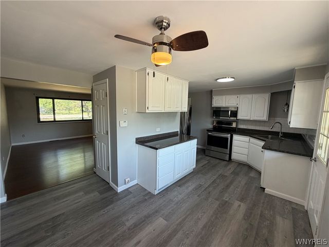 1699 Orchard Park Road, West Seneca, NY 14224
