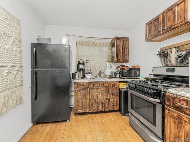 2951 Kingsland Avenue, Bronx, NY 10469