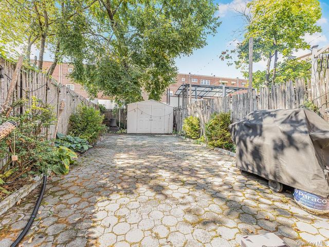 2951 Kingsland Avenue, Bronx, NY 10469