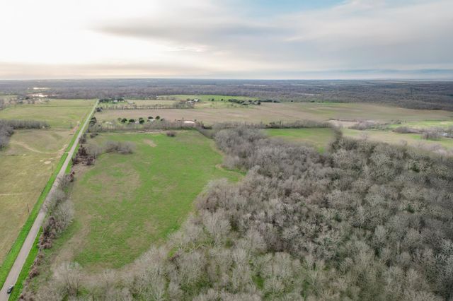 000 Garrett Road, Brookshire, TX 77423