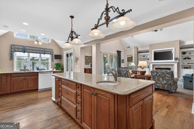 1020 Broadsword Bay, Greensboro, GA 30642