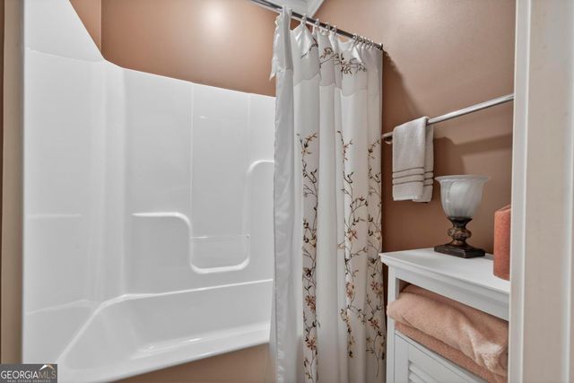 1020 Broadsword Bay, Greensboro, GA 30642