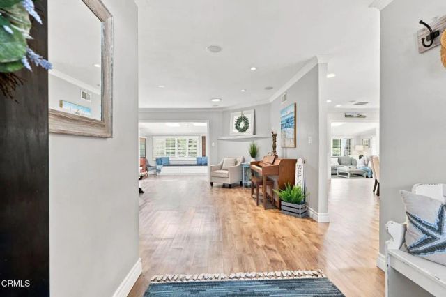 718 Calle Mandarinas, Thousand Oaks, CA 91360