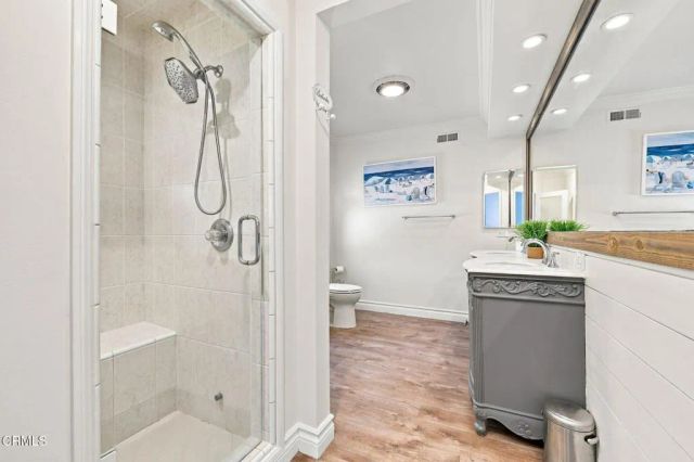 718 Calle Mandarinas, Thousand Oaks, CA 91360