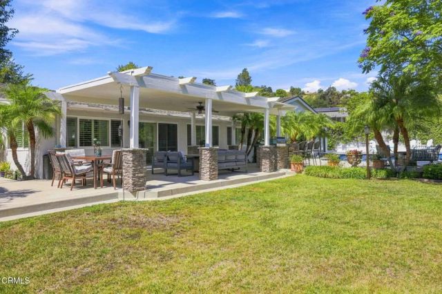718 Calle Mandarinas, Thousand Oaks, CA 91360