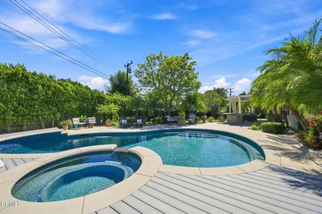 718 Calle Mandarinas, Thousand Oaks, CA 91360