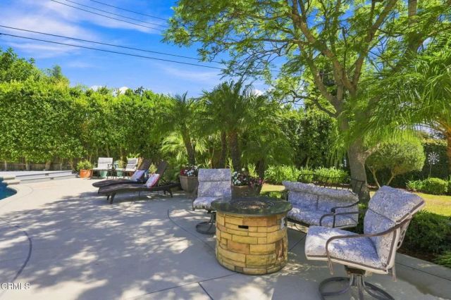 718 Calle Mandarinas, Thousand Oaks, CA 91360