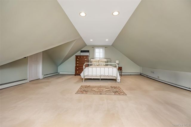 28 Lincoln Avenue, Massapequa, NY 11758