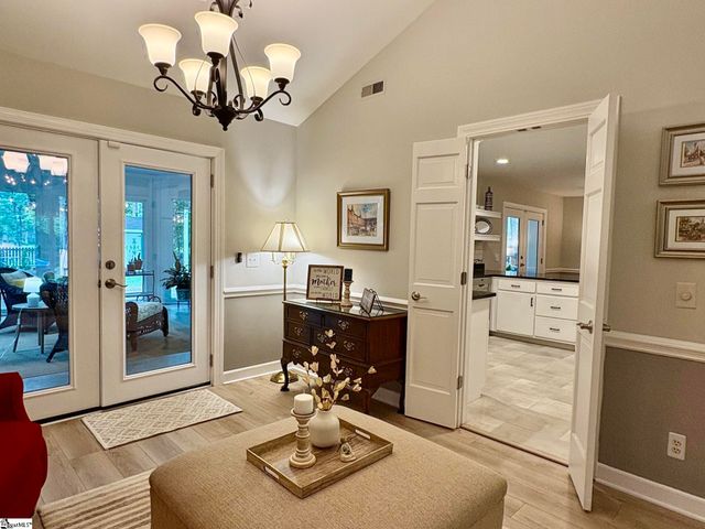 19 Linkside Lane, Taylors, SC 29687
