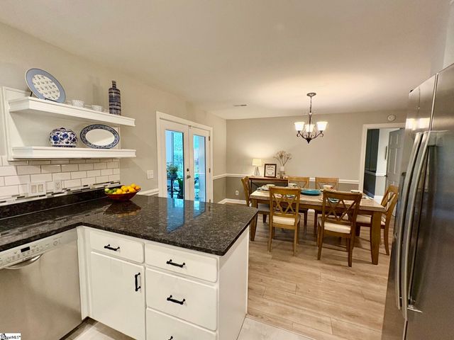 19 Linkside Lane, Taylors, SC 29687