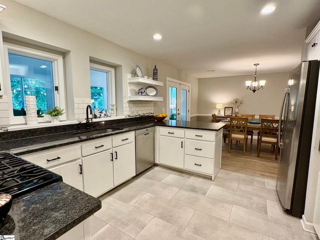 19 Linkside Lane, Taylors, SC 29687