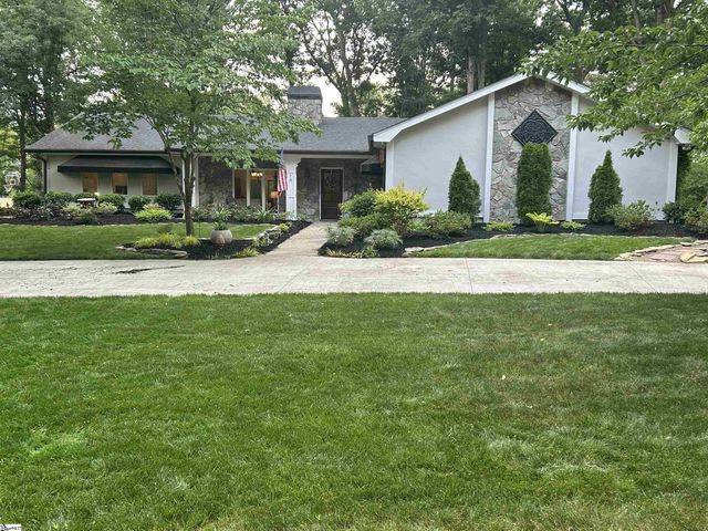 19 Linkside Lane, Taylors, SC 29687