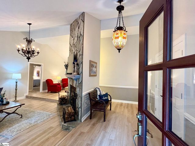 19 Linkside Lane, Taylors, SC 29687