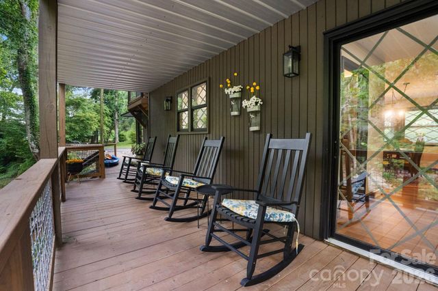 1754 Lake Tahoma Road, Marion, NC 28752