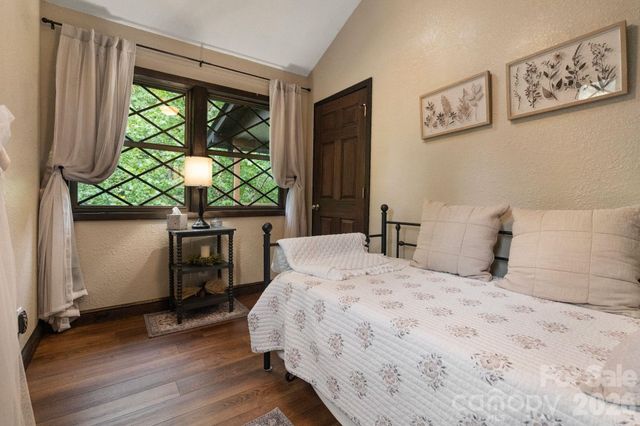 1754 Lake Tahoma Road, Marion, NC 28752