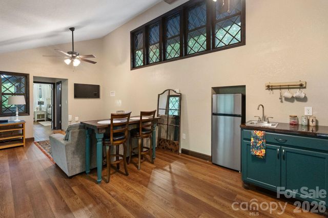 1754 Lake Tahoma Road, Marion, NC 28752
