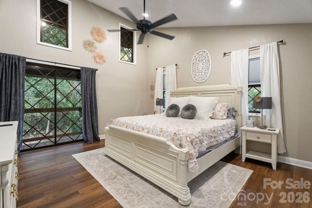 1754 Lake Tahoma Road, Marion, NC 28752