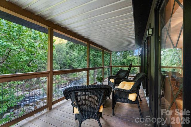 1754 Lake Tahoma Road, Marion, NC 28752
