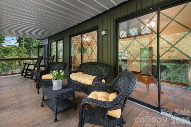 1754 Lake Tahoma Road, Marion, NC 28752