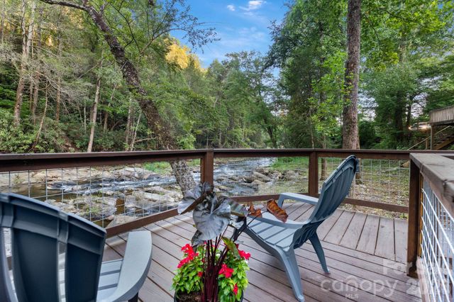 1754 Lake Tahoma Road, Marion, NC 28752