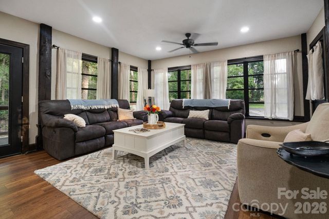 1754 Lake Tahoma Road, Marion, NC 28752