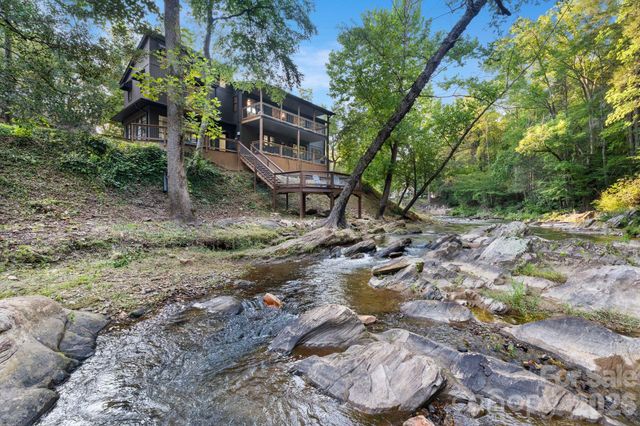 1754 Lake Tahoma Road, Marion, NC 28752